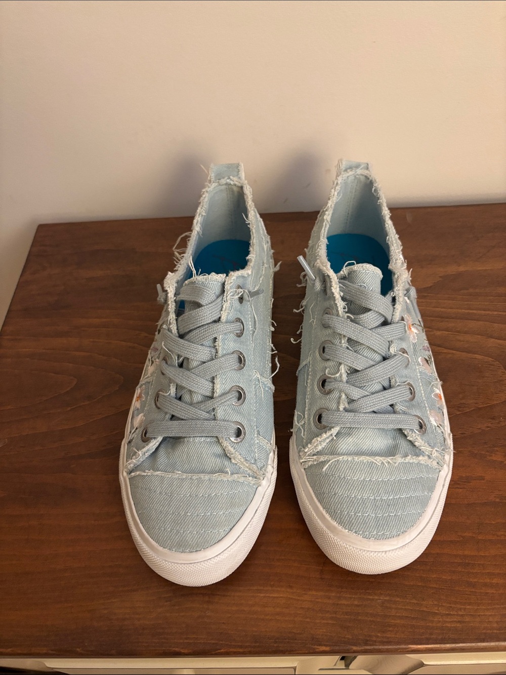 Blowfish Floral Sneaker - Picture 2 of 8